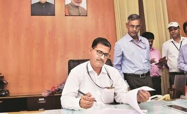 Air India witnessing fuel supply ban due to fund issues: Ashwani Lohani Ashwani Lohani