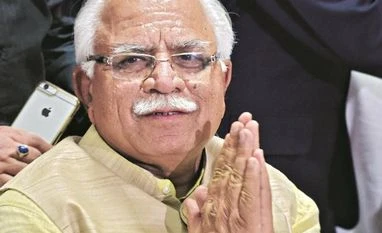 Khattar urges migrant workers not to leave, says industries are resuming Manohar Lal Khattar