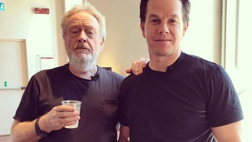 Mark Wahlberg(R) with director Ridley Scott(L). Photo: Twitter Mark Wahlberg(R) with director Ridley Scott(L). Photo: Twitter