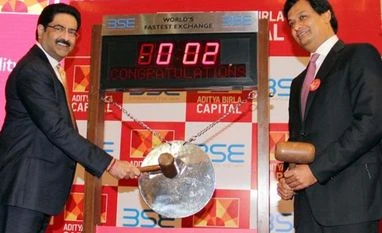 Kumar Mangalam Birla, Ajay Srinivasan Kumar Mangalam Birla, Ajay Srinivasan