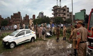 Ghazipur landfill incident: Waste to be dumped near Delhi-Haryana border Ghazipur site