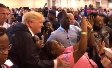 Harvey evacuees take a selfie with Trump. Screenshot: Twitter ( @realDonaldTrump) Harvey evacuees take a selfie with Trump. Screenshot: Twitter ( @realDonaldTrump)