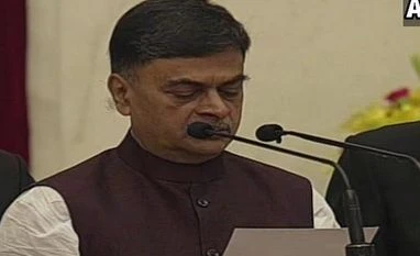 Sebi to detoxify derivatives market; brokers say NSE data overstated R K Singh, cabinet reshuffle