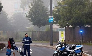 Berlin neighborhood evacuated after WWII bomb found during construction wor Thousands evacuate in Frankfurt before WWII bomb defused. Photo: Reuters