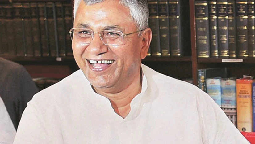 P P Chaudhary, ministry of corporate affairs P P Chaudhary, ministry of corporate affairs