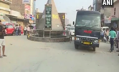 Search on at Gurmeet Ram Rahim's Dera headquarters, curfew enforced in Sirs Security personnel & concerned officials entered premises of #DeraSachaSauda HQ to conduct search as ordered by Punjab & Haryana HC