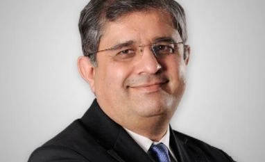 HDFC Standard Life to make stock market debut today HDFC Life's CEO, Amitabh Chaudhry