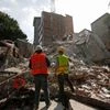 Mexico earthquake topples buildings; nearly 250 dead, including 21 children