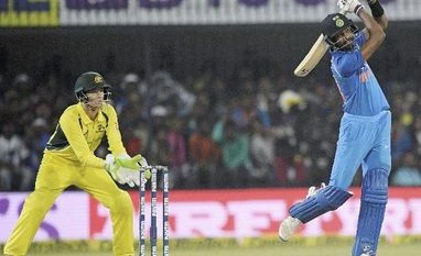 India beat Aus by 5 wkts to clinch ODI series, grab No 1 spot India beat Aus