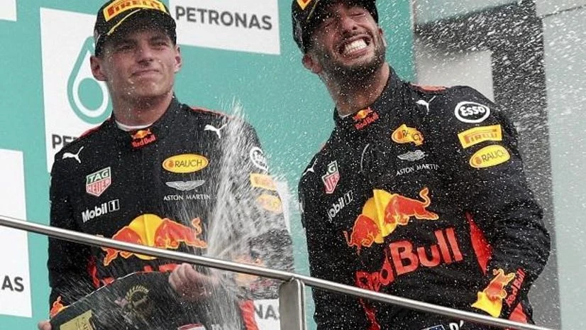 Max Verstappen, Daniel Ricciardo, Red Bull, F1 race Max Verstappen, Daniel Ricciardo, Red Bull, F1 race