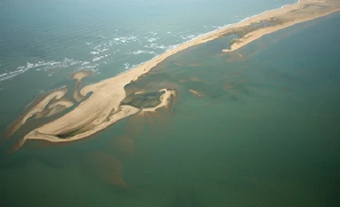 In India, a ghost town and a mythological bridge Dhanushkodi