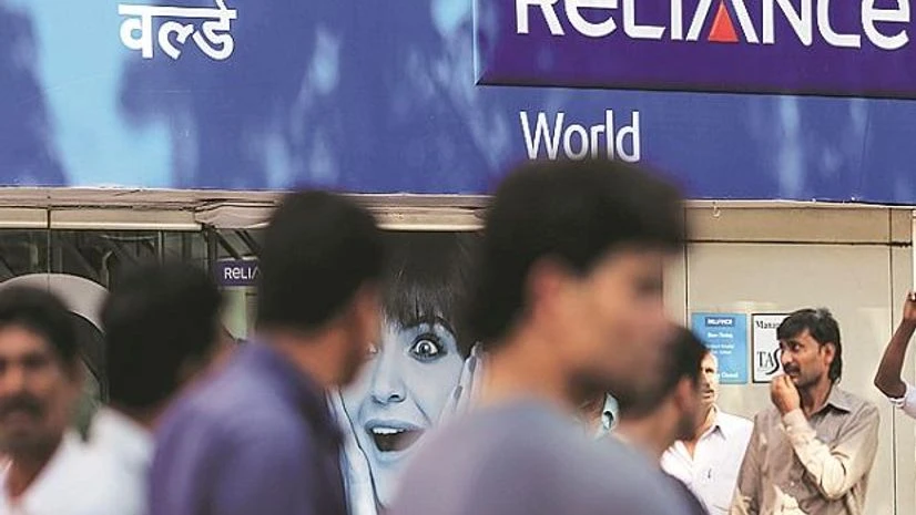 The lenders to Reliance Communications are meeting next week to discuss its future, after its two lifeline deals - a merger with Aircel and the sale of towers - collapsed The lenders to Reliance Communications are meeting next week to discuss its future, after its two lifeline deals - a merger with Aircel and the sale of towers - collapsed