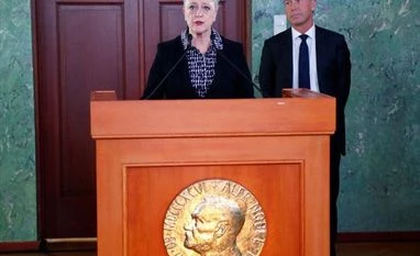 Anti-nuke campaign ICAN wins 2017 Nobel Peace Prize amid threat of conflict Anti-nuclear campaign ICAN wins 2017 Nobel Peace Prize