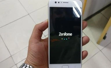 Asus Zenfone 4 Selfie: A mid-range smartphone with good dual front cameras Asus Zenfone 4 Selfie (dual camera)