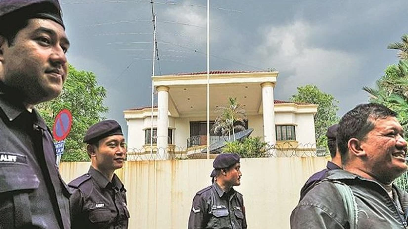 North Korea earns $200 mn from banned exports despite sanctions: UN North Korea, north Korean army