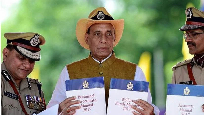 Union Home Minister Rajnath Singh and O P Singh, DG CISF (L) at Arakkonam in Tamil Nadu on Monday. Photo: PTI Union Home Minister Rajnath Singh and O P Singh, DG CISF (L) at Arakkonam in Tamil Nadu on Monday. Photo: PTI