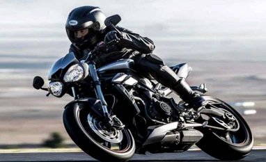 Triumph launches new Street Triple RS at Rs 10.55 lakh Triumph Street Triple RS