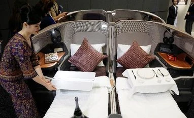 Singapore Airlines unveils plush hotel rooms in the sky Singapore Airlines