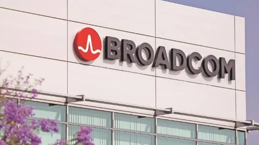 Broadcom Broadcom offers $105 bn for Qualcomm in landmark deal