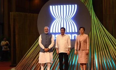 Modi in Manila: Bilateral meet with Trump and top 10 items on PM's agenda PM Modi in Manila