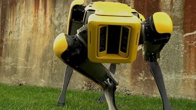 Boston Dynamics SpotMini Dogbot Boston Dynamics SpotMini Dogbot