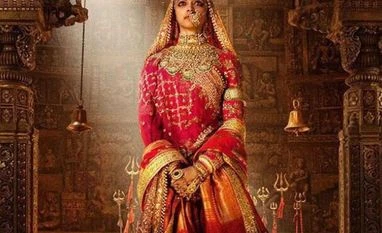 Padmavati row: Fringe group offers Rs 1 cr reward for burning Deepika alive Padmavati row, protests against Padmavati release, Rajput protests over Padmavati