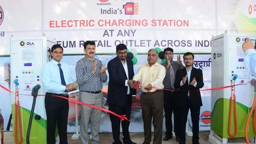 IOC, Indian Oil, electric vehicle charging station IOC, Indian Oil, electric vehicle charging station