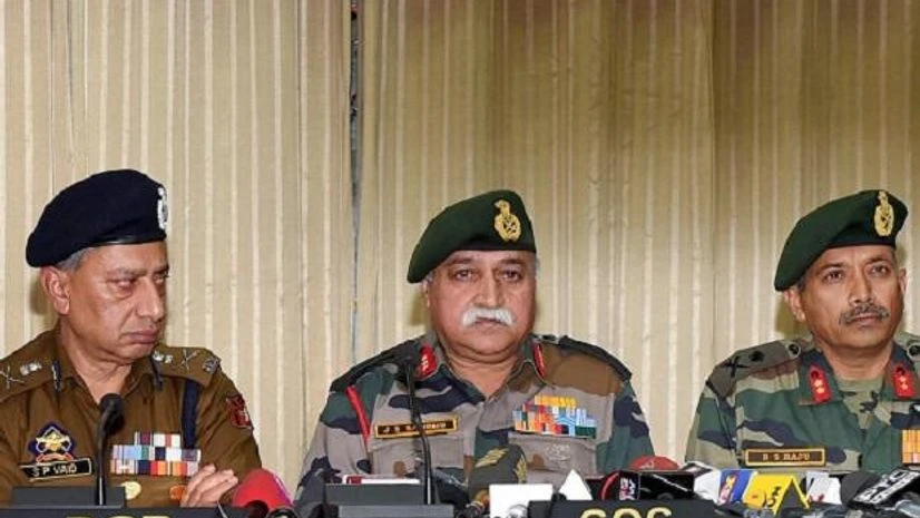 JS Sandhu at a press conference in Srinagar 15 corps commander Lt Gen J S Sandhu addressing a joint press confrence with DG police S P Vaid (Left Second), IG CRPF Zulfikar Hassan (Right) and other senior officers, at Badami Bagh Head Quarter in Srinagar