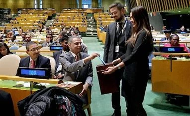 Britain's defeat at ICJ a 'humiliating blow': UK media Syed Akberuddin