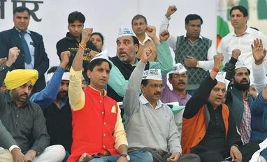 Disqualified AAP MLAs withdraw plea challenging EC's recommendation Arvind Kejriwal, Kumar Vishwas, AAP