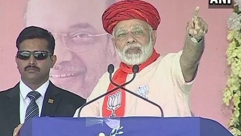 PM Modi in Morbi | Photo Twitter: @ANI PM Modi in Morbi | Photo Twitter: @ANI