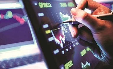 Derivatives strategy by HDFC Securities: Buy Infosys' January Futures algo trading
