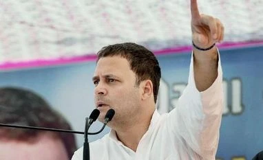 Rahul Gandhi files nomination; Sonia, Manmohan to back him as Congress prez Rahul Gandhi