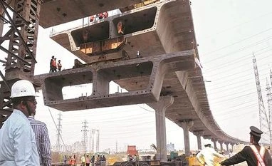Delhi: Ring Road traffic to be hit for 11 mths due to flyover construction Construction