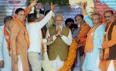 Aiyar gave 'supari' in Pakistan to get me removed, alleges Modi Modi, Narendra Modi, Gujarat elections