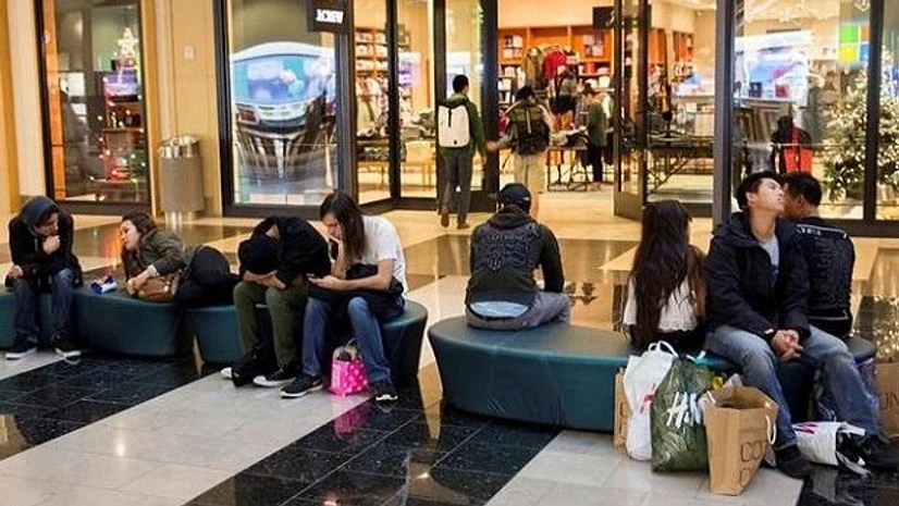 Unibail People rest in Westfield San Francisco Centre. Photo: Reuters