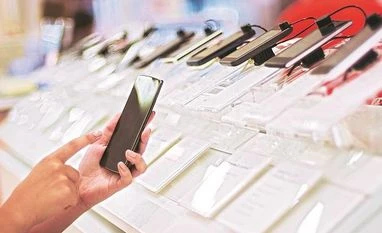 Mobiles, TVs to get costlier as govt hikes duty on electronic products Govt raises import duty on electronic products