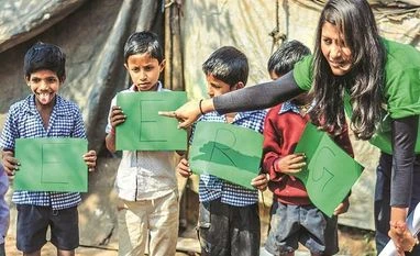 The Robin Hood Army of India Robin Hood Army of India