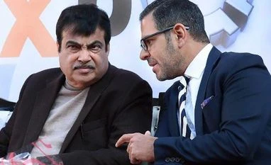 Motor vehicle bill likely to be cleared in ongoing winter session: Gadkari Nitin Gadkari, Gadkari