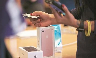 Apple Days: Flipkart offering discount, cashback on iPhones, iPads and more Apple Days: Flipkart offers discounts, cashback on iPhones, iPads and more