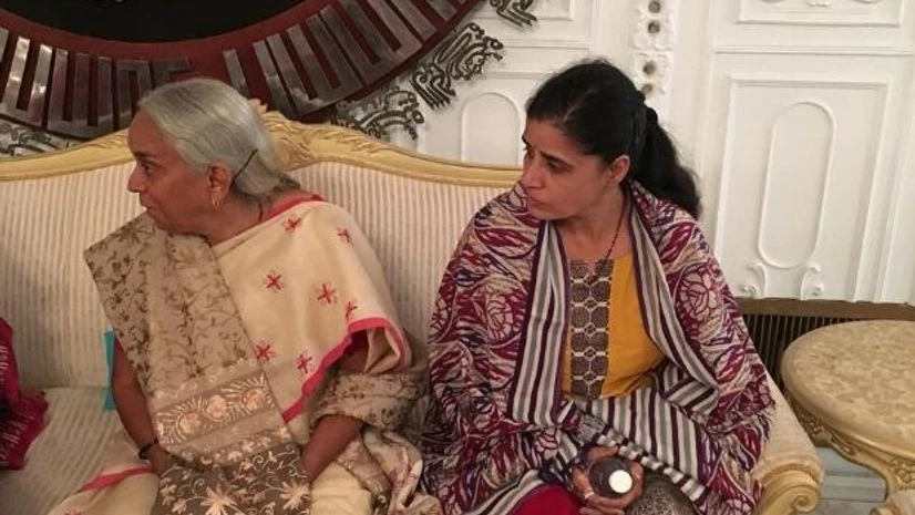 Kulbhushan Jadhav, Kulbhushan Jadhav meets family, Jadhav mother, Jadhav wife, Kulbhushan Jadhav case, Kulbhushan Jadhav news, Pakistan, Islamabad, Jadhav family in Pakistan Kulbhushan Jadhav, Kulbhushan Jadhav meets family, Jadhav mother, Jadhav wife, Kulbhushan Jadhav case, Kulbhushan Jadhav news, Pakistan, Islamabad, Jadhav family in Pakistan