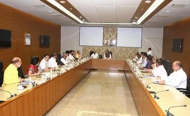 Key ministers back in Gujarat CM Vijay Rupani's new cabinet Vijay Rupani, Rupani, Gujarat cabinet