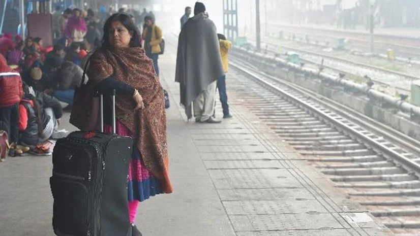 train, train delay, train cancelled train, train delay, train cancelled