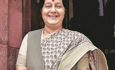 Sushma Swaraj meets Wang Yi, discusses India-China bilateral issues Sushma Swaraj