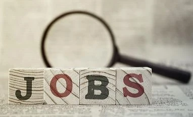 US jobless claims unexpectedly fall; worker productivity drops in Q4 jobs, employment, work