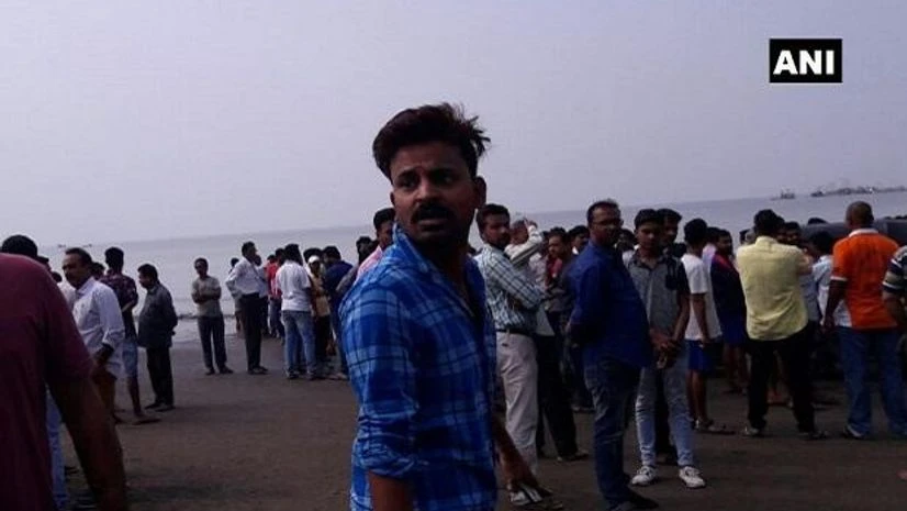 Dahanu, boat capsize Dahanu, boat capsize
