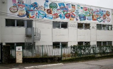 France's Lactalis milk scandal affects 83 nations, CEO vows compensation Lactalis, salmonella