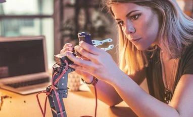 US reclaims its place in top 5 innovative economies, China climbs to 14th innovation, technologyinnovation, technology