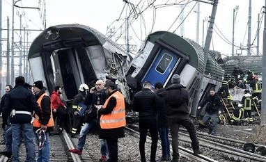 Italy: Two dead, dozens seriously injured as train derails near Milan Milan