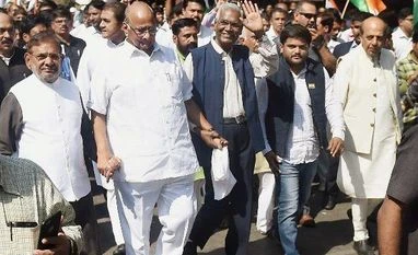 Pawar should continue leading NCP ahead of Lok Sabha polls, says Stalin Pawar